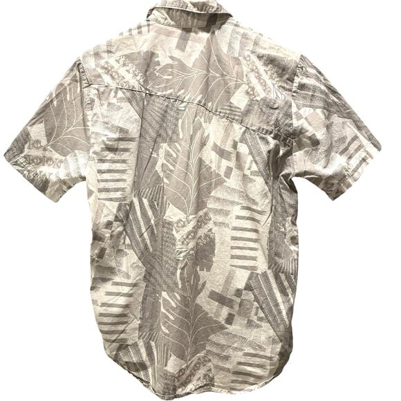 Volcom Button Down Shirt Classic Fit 100% Cotton Gray Off White Mens Size Medium - Picture 2 of 10
